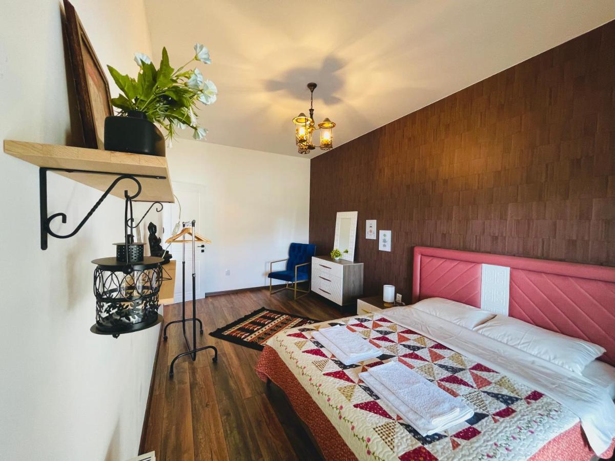 Entire Villa Near Tbilisi Nature Reserve With Panoramic View Mtsʼkhetʼa Exteriör bild
